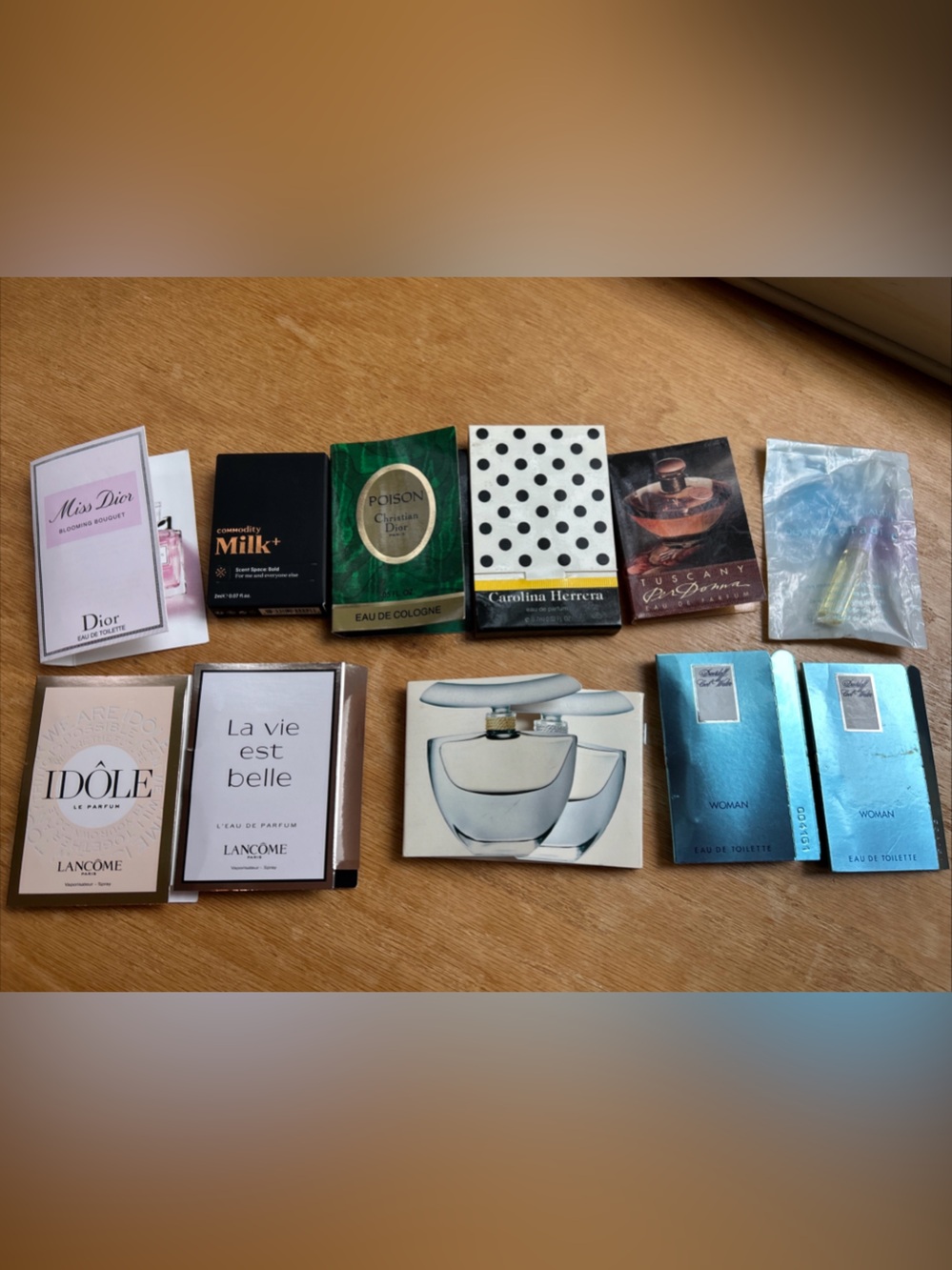 Variety Women Perfume Sample 11 Pc Set Dior, Estee Lauder, Carolina Herrera, +